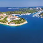 Stunning Apartment In Pula With Wifi